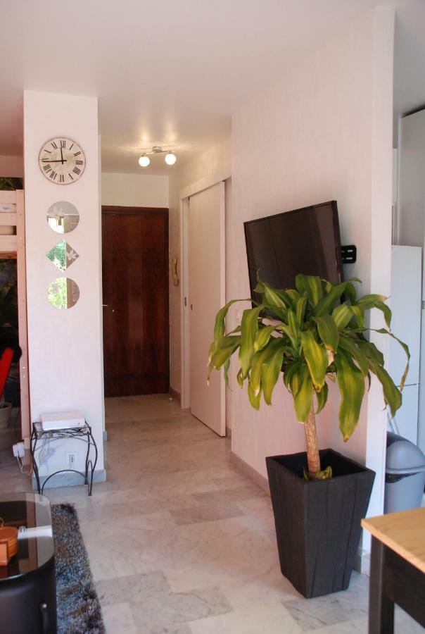Studio - Juan Les Pins - Proximite Plages Antibes Exteriör bild
