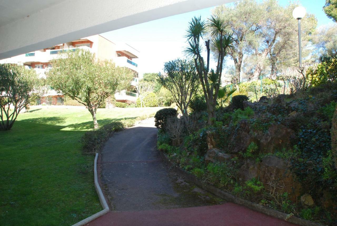 Studio - Juan Les Pins - Proximite Plages Antibes Exteriör bild